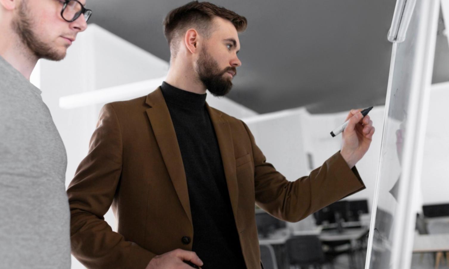 Участники финансового вебинара обсуждают вопросы личного бюджета